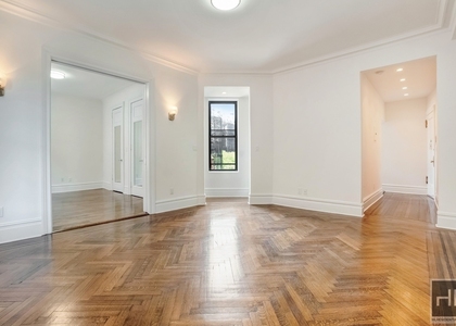 West 72 Street - Photo 1