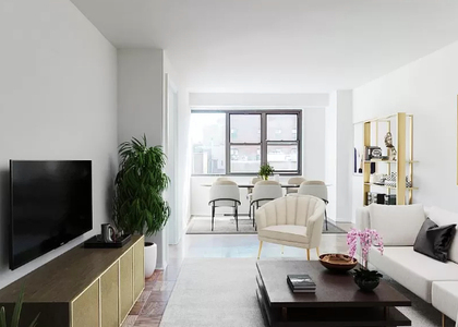 E 16 St - Photo 1
