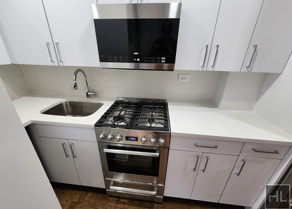 East 35 Street - Photo 1