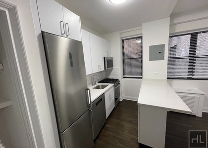 West 55 Street - Photo 1