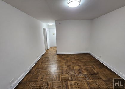 East 35 Street - Photo 1