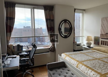 Lexington Avenue - Photo 1
