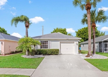 110 Sunset Boulevard - Photo 1