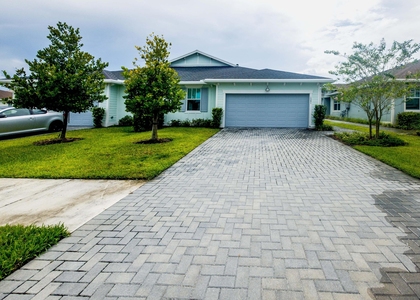 1381 Haywagon Trail - Photo 1