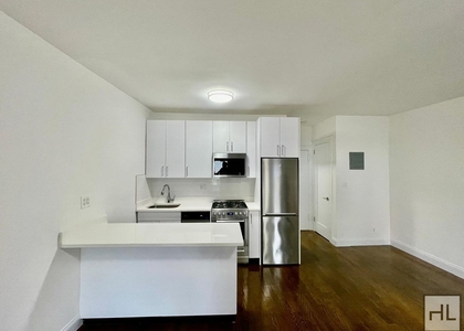 East 65 Street - Photo 1