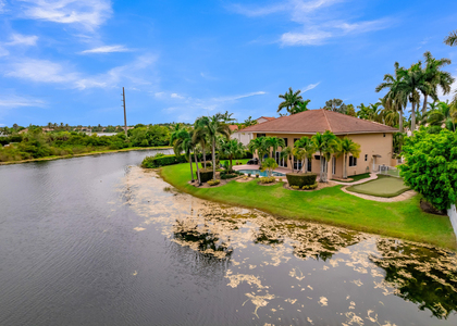 1333 Sw 175th Way - Photo 1