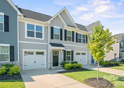 111 Skylar View Way - Photo 1