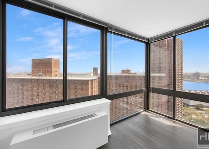 East 92nd Street - Photo 1