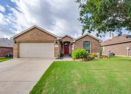 905 Meadowedge Lane - Photo 1