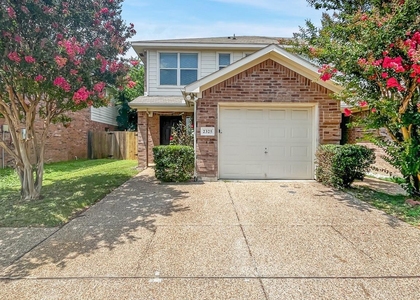 2325 Kingsway Drive - Photo 1