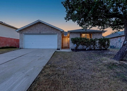 625 Spillway Drive - Photo 1