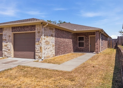 3217 Karen Street - Photo 1