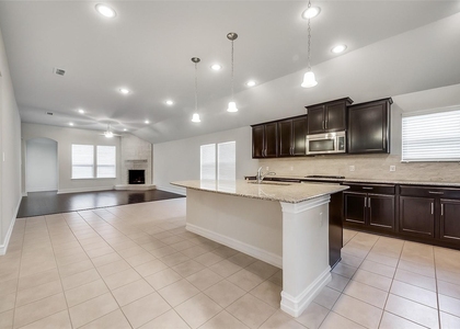 601 Elm Creek Drive - Photo 1