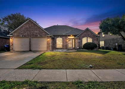 2202 Richmond Circle - Photo 1