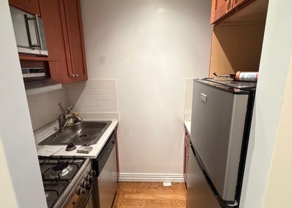 East 83rd Street - Photo 1