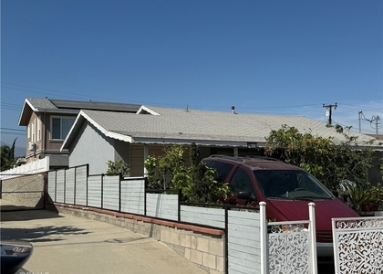 9109 Whitmore Street - Photo 1