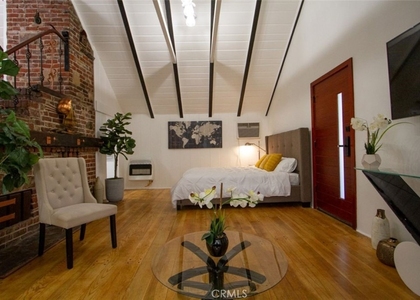 11525 Moorpark Street - Photo 1