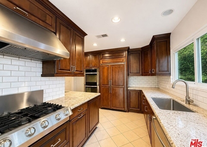 2200 S Canfield Avenue - Photo 1
