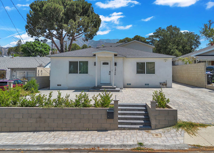 10930 Eldora Avenue - Photo 1