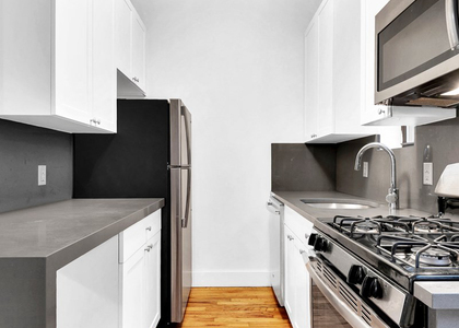  East 25th Street - Photo 1