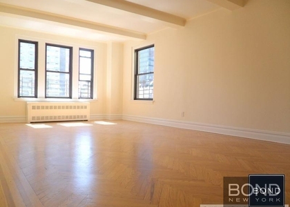 East 68th Street - Photo 1