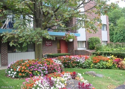 151 Jefferson Street - Photo 1