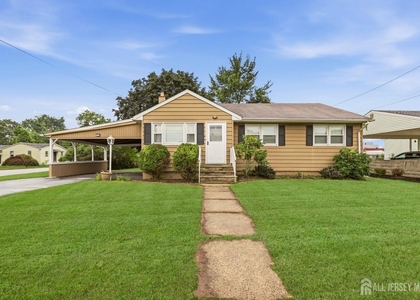 320 Suttons Lane - Photo 1