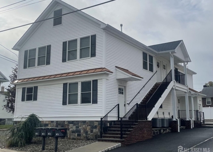 16 E Kupshe Street - Photo 1
