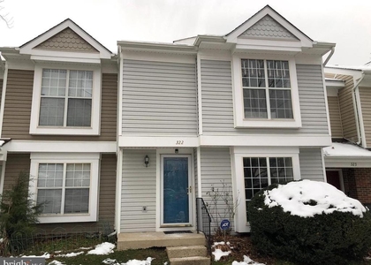 322 Lancaster Square - Photo 1