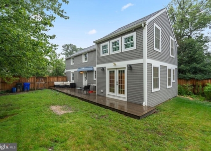 5138 12th Street S - Photo 1
