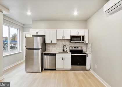 316 S 52nd Street - Photo 1