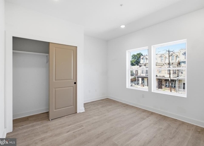 669 N 39th Street - Photo 1