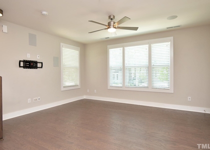511 N Person Street - Photo 1