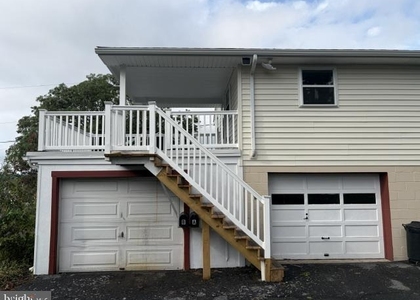 271 Redwood Drive - Photo 1