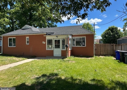 8411 11th Avenue - Photo 1