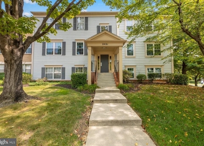 2401 Normandy Square Place - Photo 1