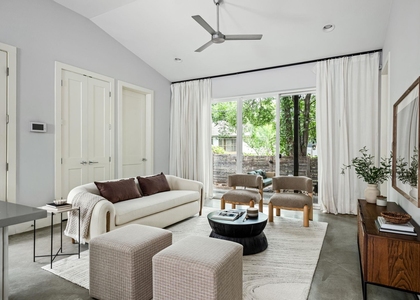 1703 Perez St - Photo 1
