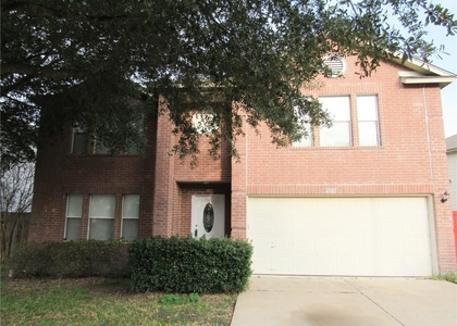 2107 Deer Creek Trl - Photo 1
