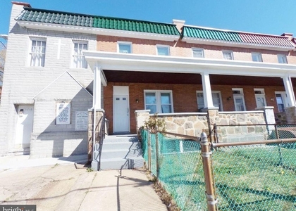 3214 W Baltimore Street - Photo 1