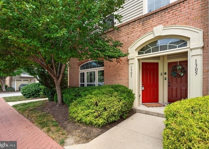 1303 Cheswick Lane - Photo 1