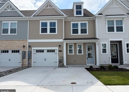 219 Lackawanna Lane - Photo 1