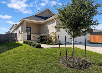 366 Papaya Dr - Photo 1