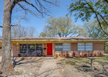 2506 Addison Ave - Photo 1