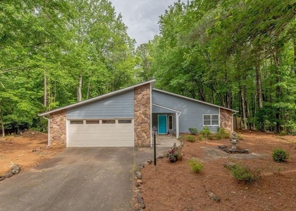 180 Crabtree Drive W - Photo 1