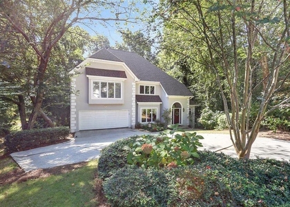 930 Manchester Place - Photo 1