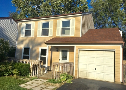 2s627 Hampton Drive - Photo 1