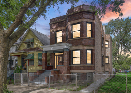 6949 S Justine Street - Photo 1