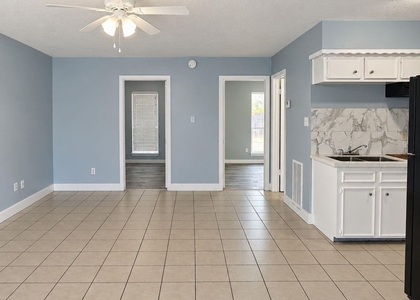 1205 N Pacific Street - Photo 1