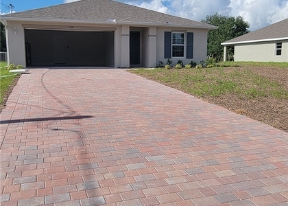 2603 65th Street W - Photo 1