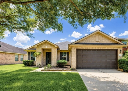 2226 Tremont Trail Lane - Photo 1